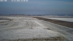 Pojezdová dráha, Runway