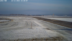 Pojezdová dráha, Runway