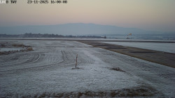 Pojezdová dráha, Runway