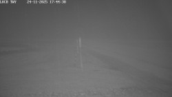 Pojezdová dráha, Runway