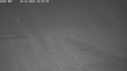 Pojezdová dráha, Runway