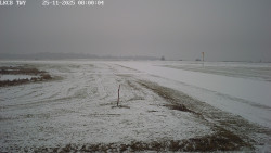 Pojezdová dráha, Runway