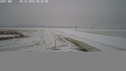 Pojezdová dráha, Runway