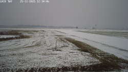 Pojezdová dráha, Runway