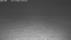 Pojezdová dráha, Runway