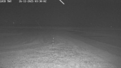 Pojezdová dráha, Runway