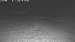 Pojezdová dráha, Runway