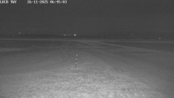 Pojezdová dráha, Runway