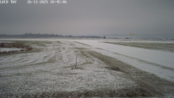 Pojezdová dráha, Runway