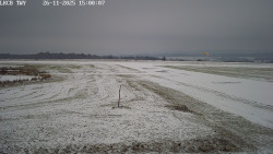 Pojezdová dráha, Runway