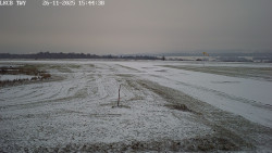 Pojezdová dráha, Runway