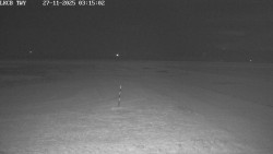 Pojezdová dráha, Runway