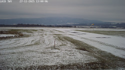 Pojezdová dráha, Runway