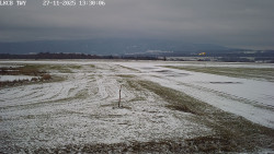 Pojezdová dráha, Runway