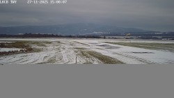 Pojezdová dráha, Runway