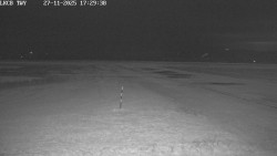 Pojezdová dráha, Runway