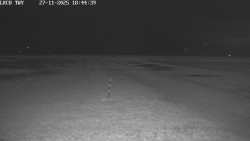 Pojezdová dráha, Runway