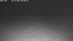 Pojezdová dráha, Runway