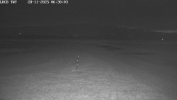 Pojezdová dráha, Runway