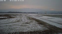 Pojezdová dráha, Runway