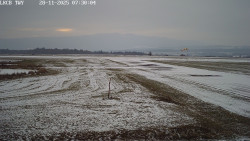 Pojezdová dráha, Runway