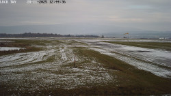 Pojezdová dráha, Runway