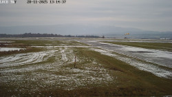 Pojezdová dráha, Runway