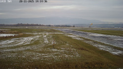 Pojezdová dráha, Runway