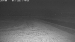 Pojezdová dráha, Runway