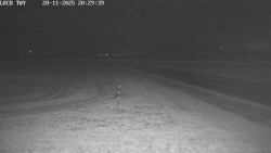 Pojezdová dráha, Runway