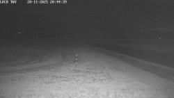 Pojezdová dráha, Runway