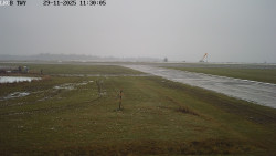 Pojezdová dráha, Runway