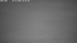 Pojezdová dráha, Runway