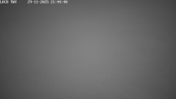 Pojezdová dráha, Runway