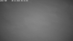 Pojezdová dráha, Runway