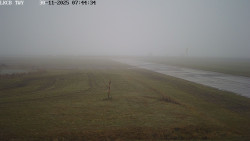 Pojezdová dráha, Runway