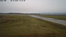 Pojezdová dráha, Runway