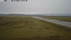 Pojezdová dráha, Runway