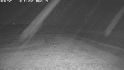 Pojezdová dráha, Runway