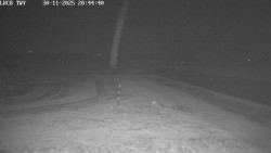 Pojezdová dráha, Runway