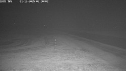 Pojezdová dráha, Runway