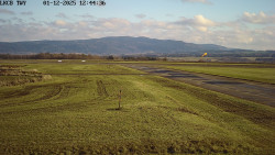 Pojezdová dráha, Runway