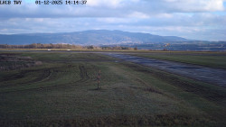 Pojezdová dráha, Runway