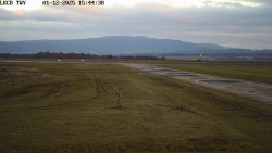 Pojezdová dráha, Runway