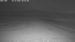 Pojezdová dráha, Runway