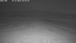 Pojezdová dráha, Runway