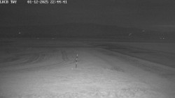 Pojezdová dráha, Runway