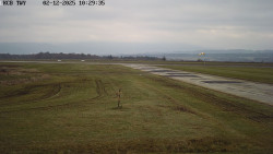 Pojezdová dráha, Runway