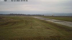 Pojezdová dráha, Runway