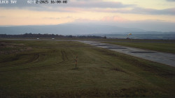 Pojezdová dráha, Runway